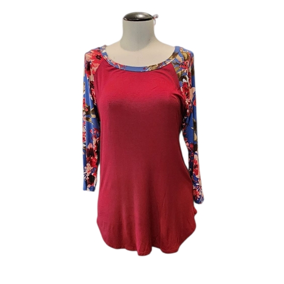 P.S. Kate Burgandy Tunic with Blue Floral 3/4 Sleeves Relaxed Fit - Picture 1 of 8
